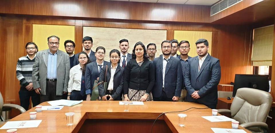 Visit of Symbiosis Law Institute Noida Students to DIAC